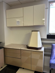 Кухня глянец беж/белый фото 2388